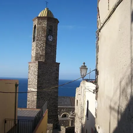 Vicolo Della Luna * Castelsardo